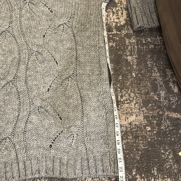 Elsamanda Cable Knit Turtleneck Sweater L - Picture 9 of 9